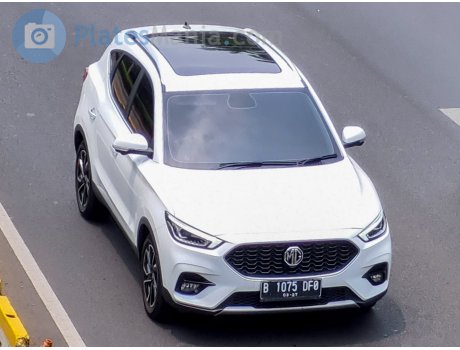 B 1075 DFO, MG ZS SUV