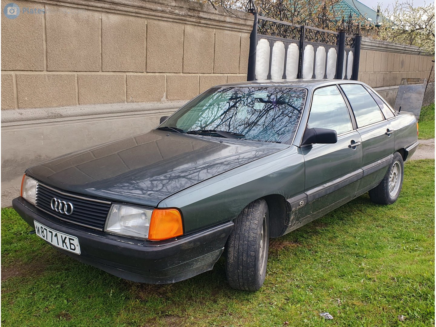 и 8771 КБ, Audi 100 3rd gen Sedan (C3/44), 1982–1991
