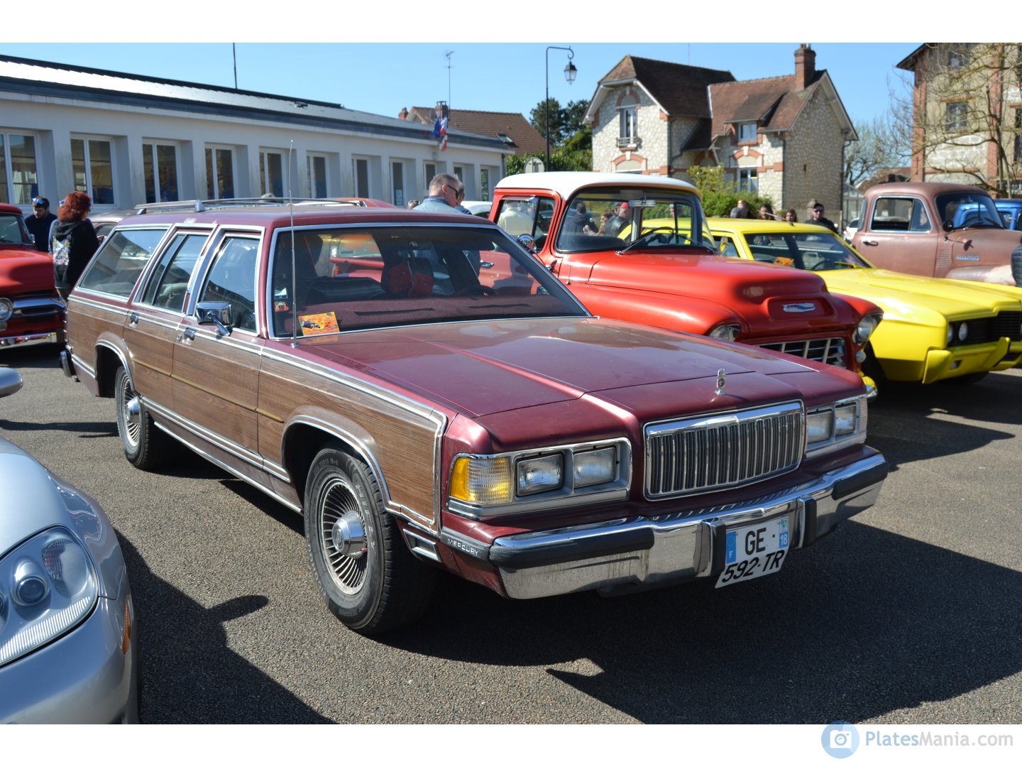 GE-592-TR, Mercury Grand Marquis 1st gen 5-door Station Wagon (74), 1982–1991