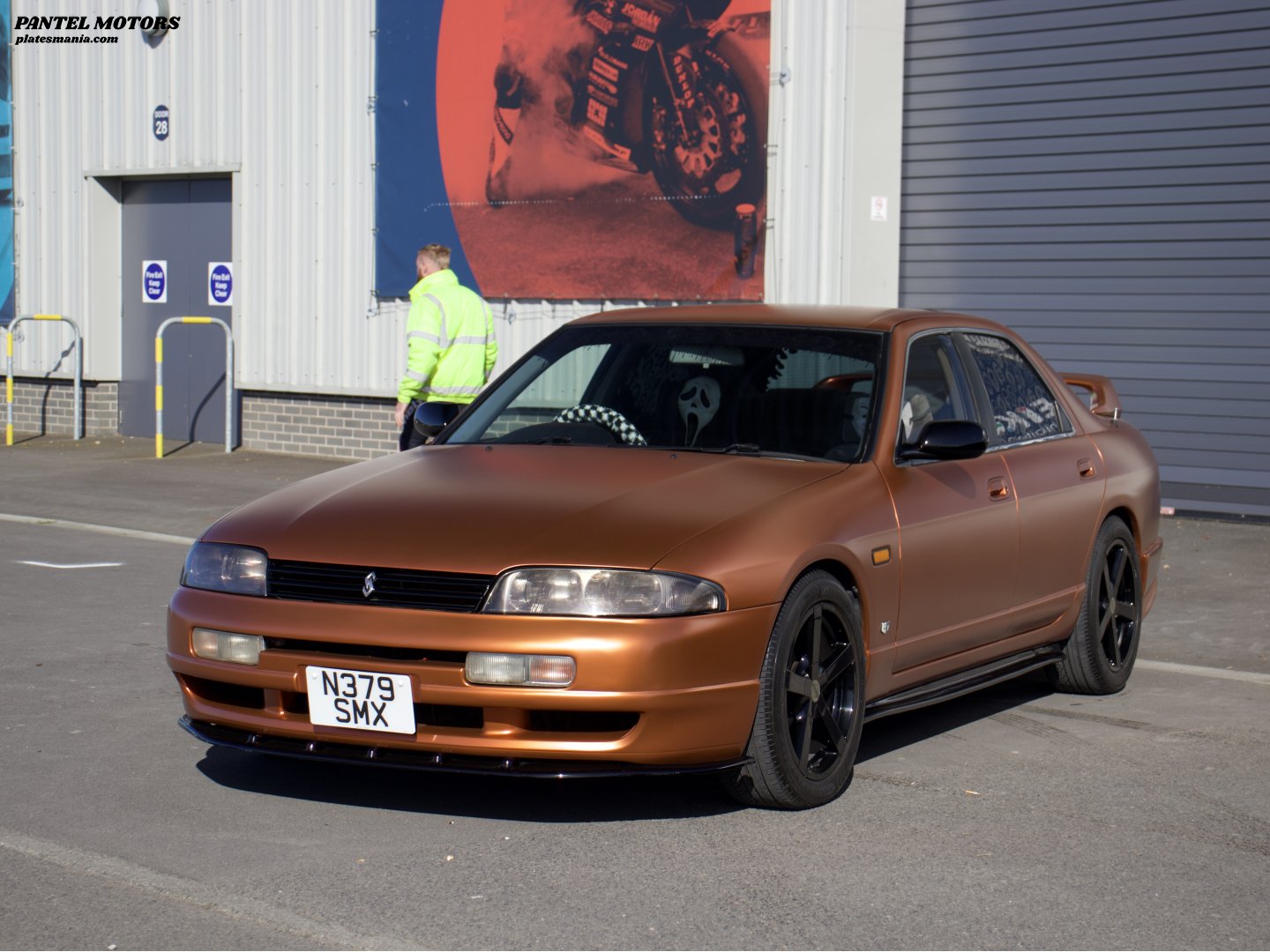 N379SMX, Nissan Skyline 9th gen Sedan (R33), 1993–1998
