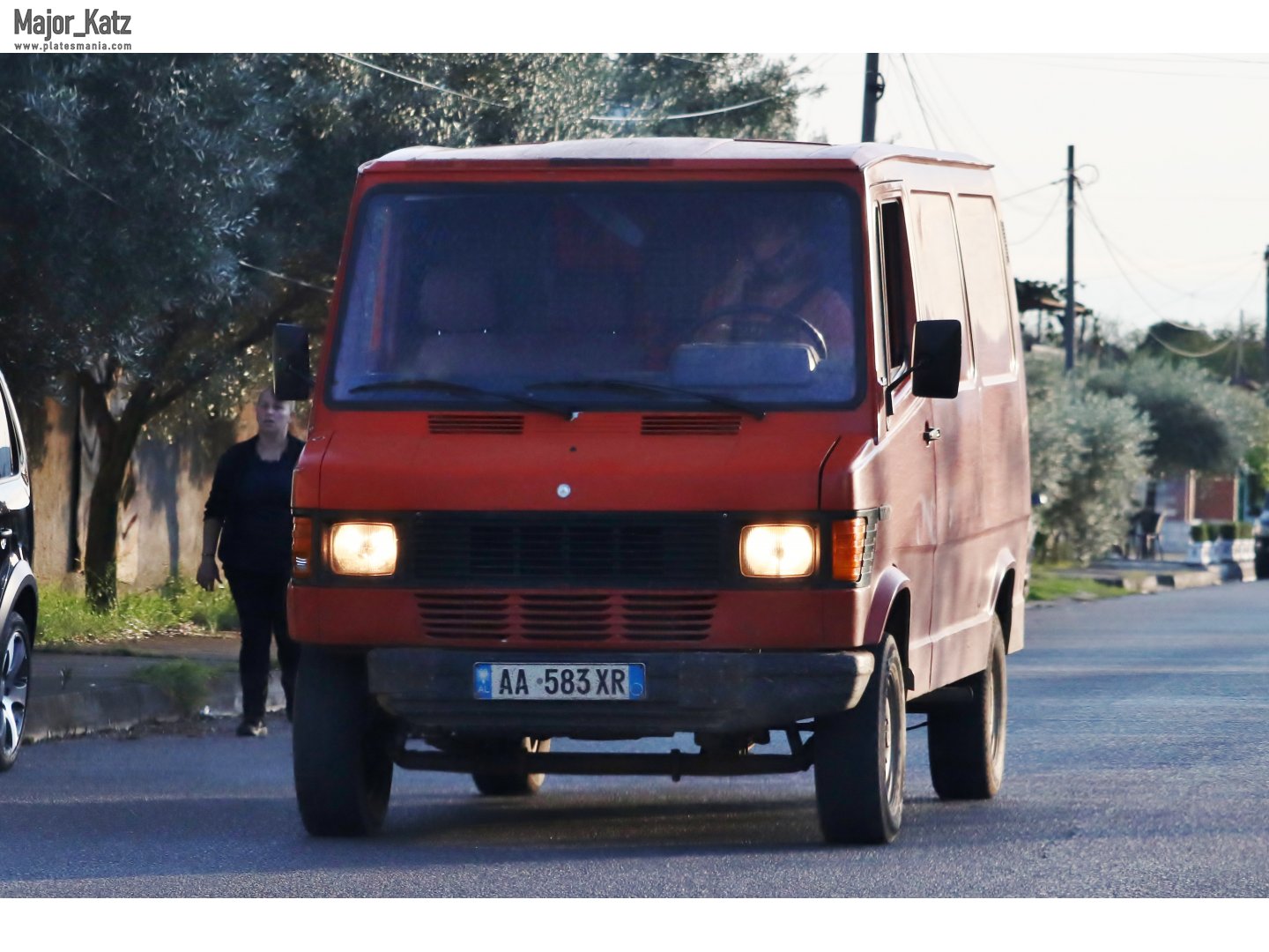 AA 583 XR, Mercedes-Benz T1 1st gen (601/602/611), 1976–1996