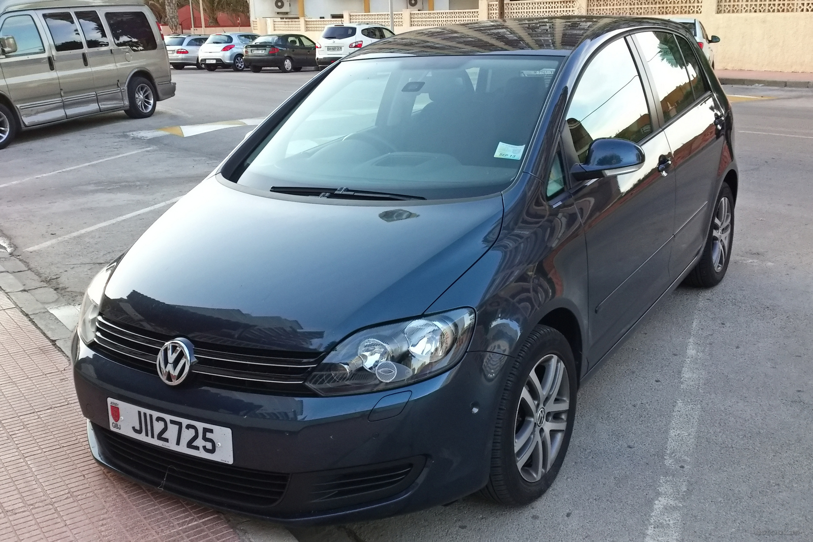 J112725, Volkswagen Golf Plus 1st gen (5K), facelift, 2009–2014