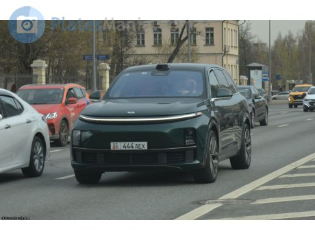 01 444 AEX, Li Xiang L7