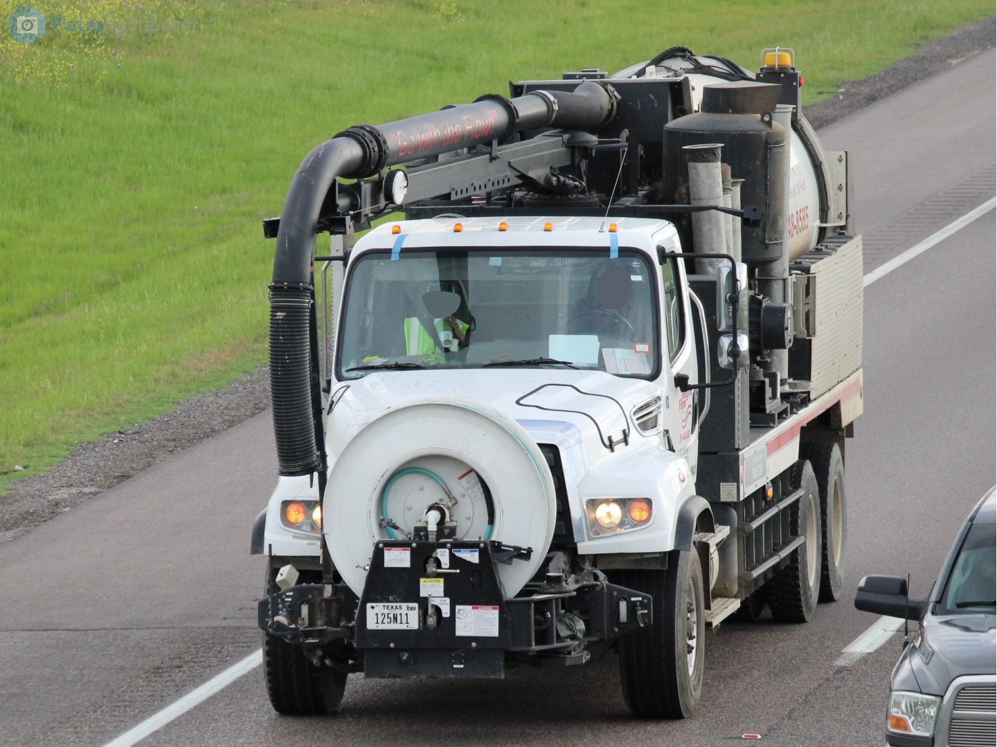 125N11, Freightliner 114SD 