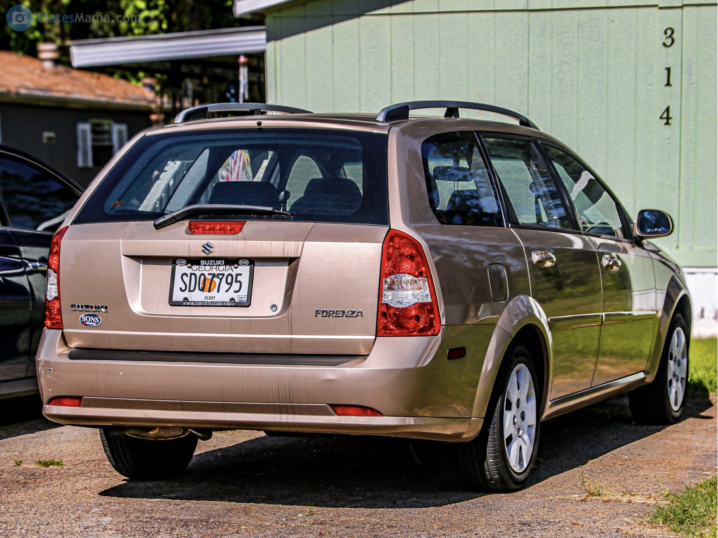 SDQ7795, Suzuki Forenza 1st gen Wagon (J200; NA-market), 2004–2008