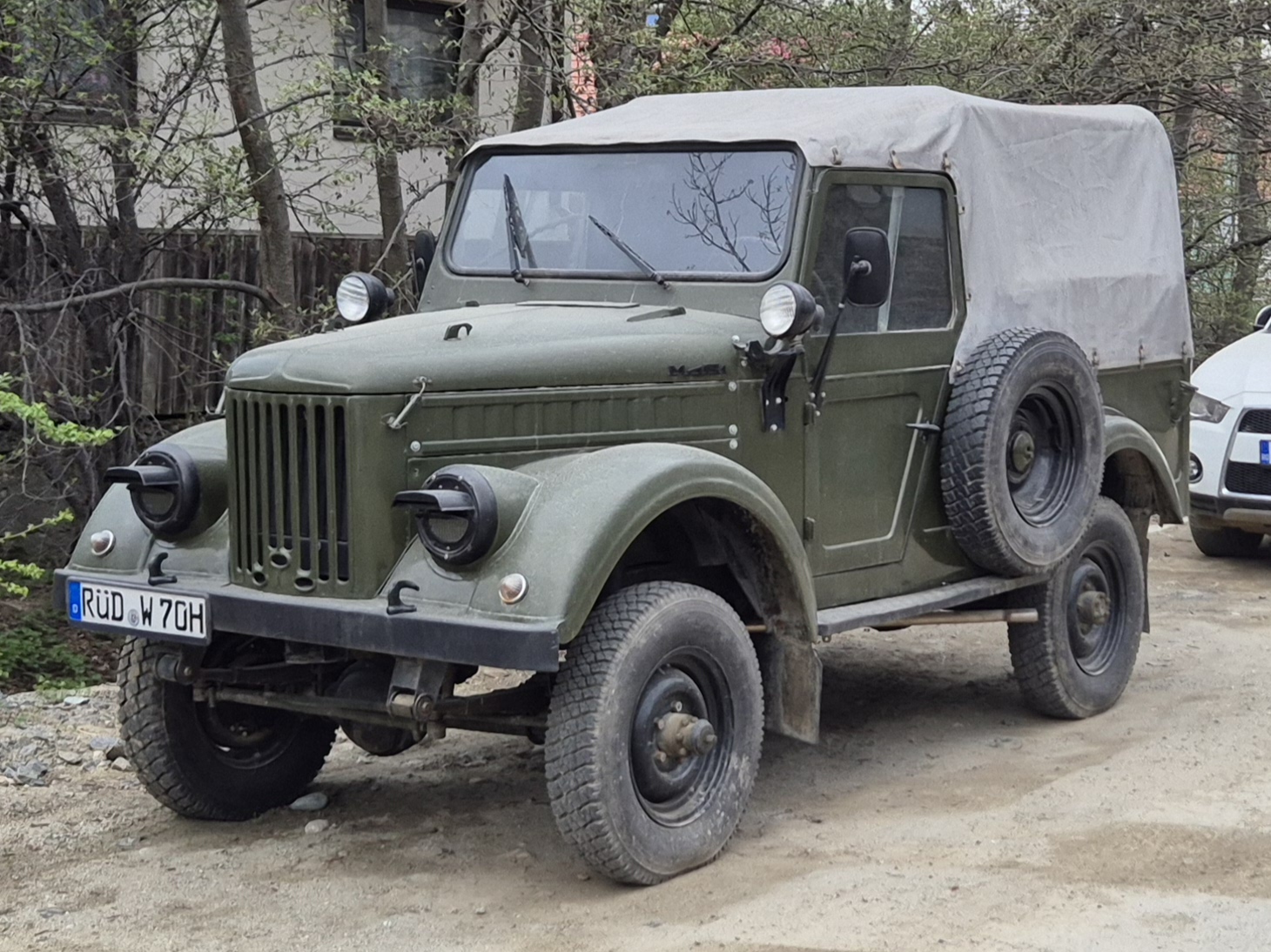 RÜD W 70 H, ARO M461 