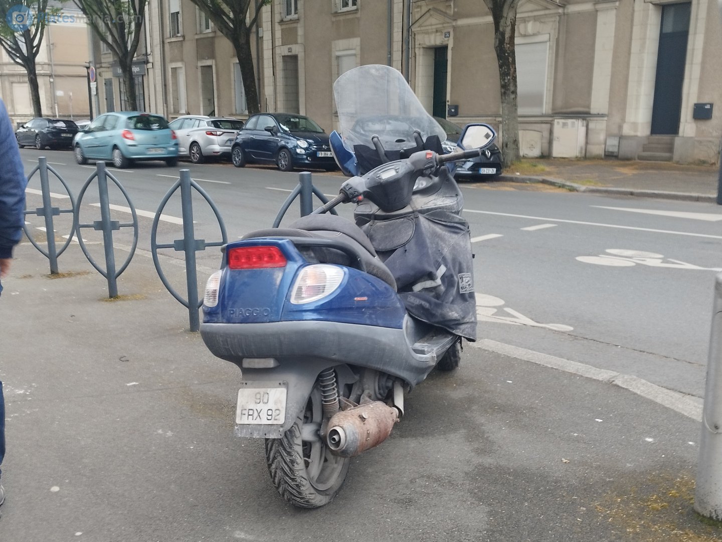 90 FRX 92, Piaggio X9 