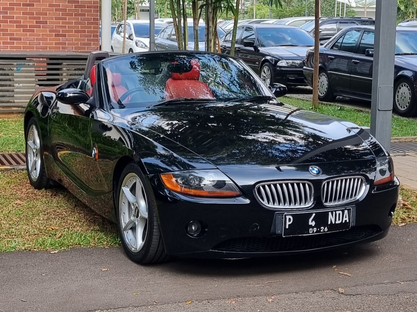 P 4 NDA, BMW Z4 1st gen Roadster (E85), 2002–2008