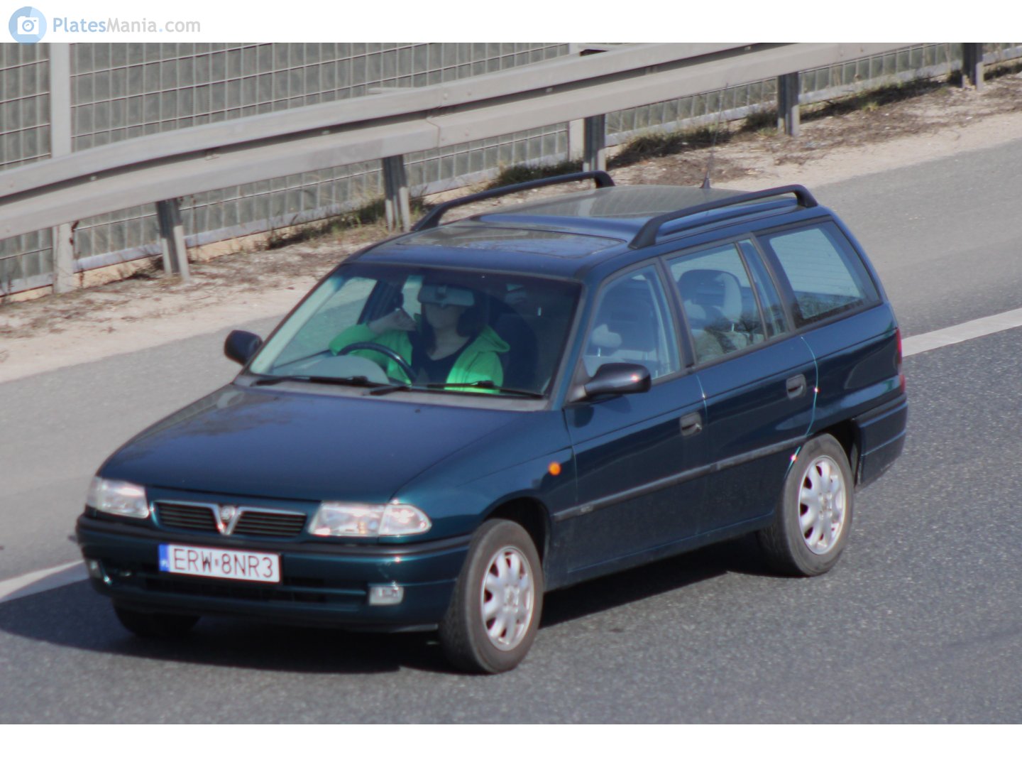 ERW 8NR3, Vauxhall Astra 3rd gen Estate (F; T92), 1991–1998