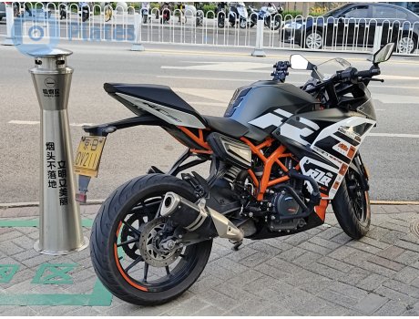 京B·0V211, KTM RC Series