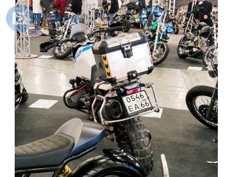 0546 еа 66, BMW R Series