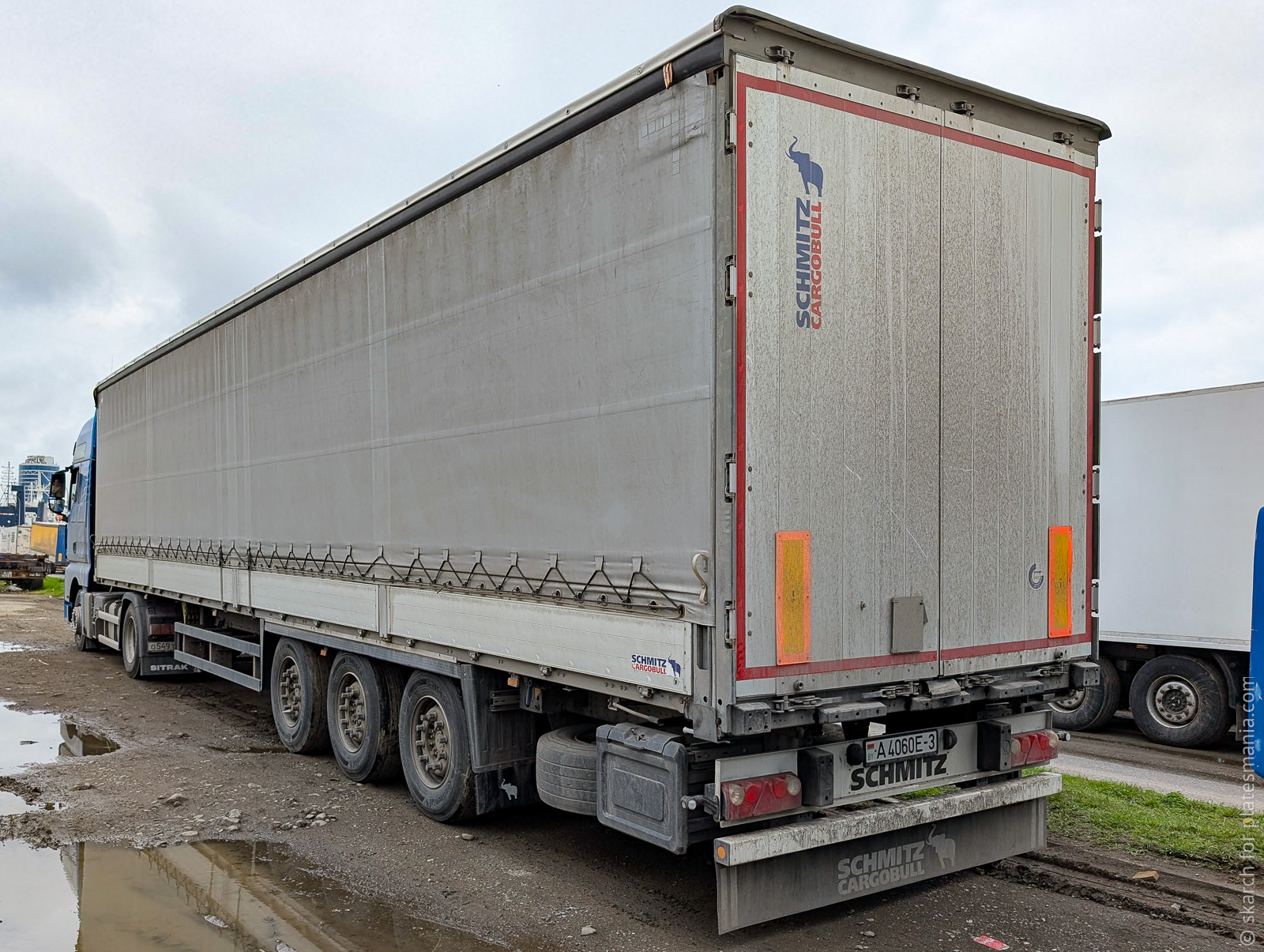 A 4060 E-3, Schmitz SCS 