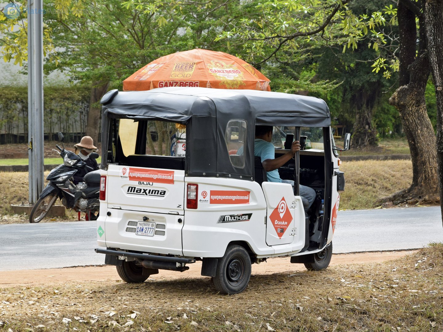 1AM-2777, Bajaj Maxima 