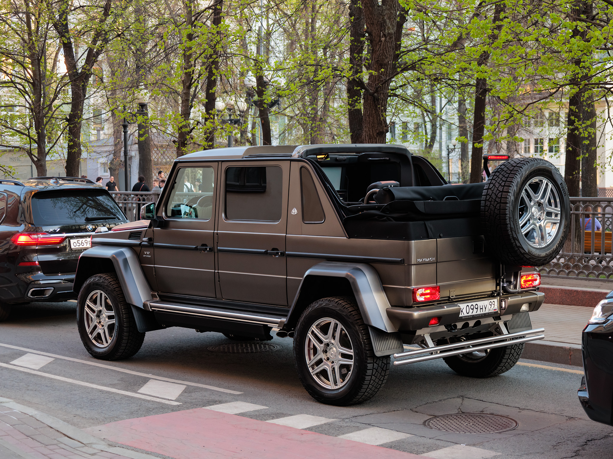 к 099 ну 99, Mercedes-Benz G-Klasse 1st gen Maybach Landaulet (W463), 2017–2018
