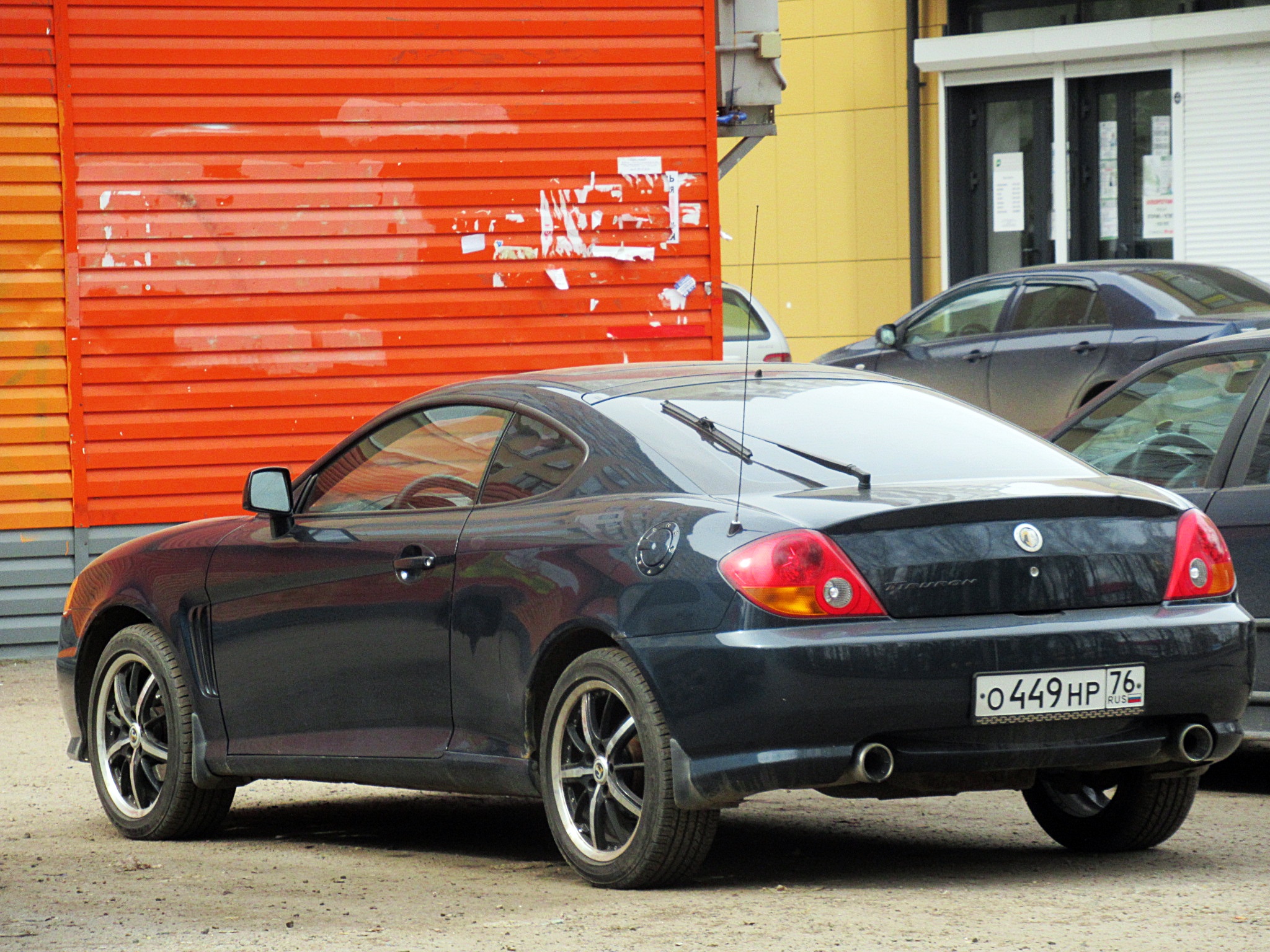 о 449 нр 76, Hyundai Tiburon 2nd gen (GK), 2002–2006
