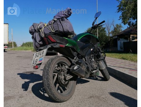 5249ав, Bajaj Bruzer / Dominar