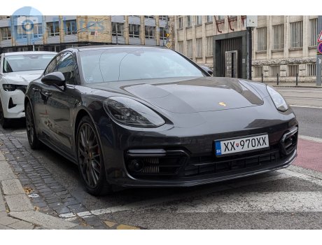 XX-97OXX, Porsche Panamera