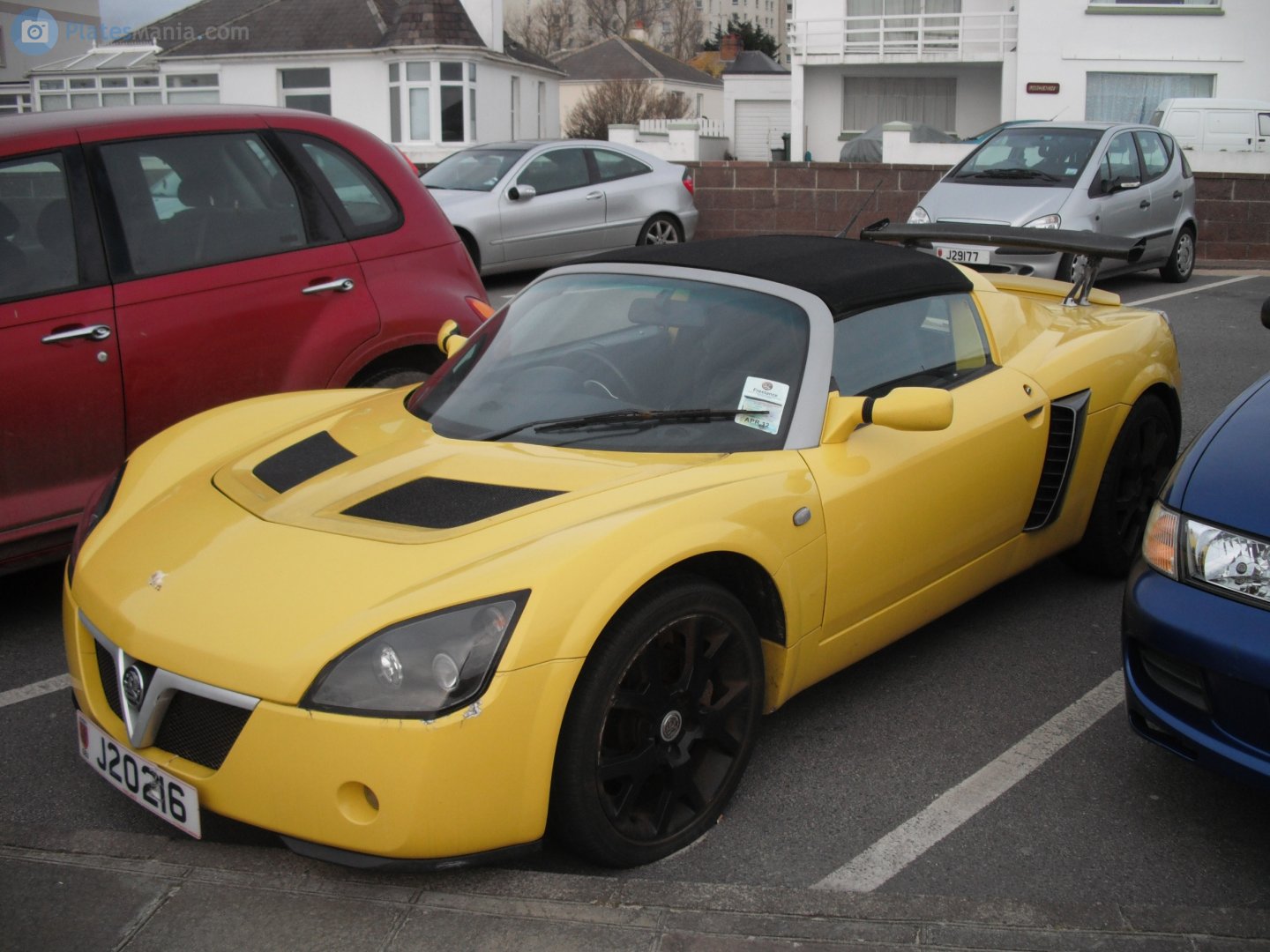 J20216, Vauxhall VX220 1st gen (E01), 2000–2005