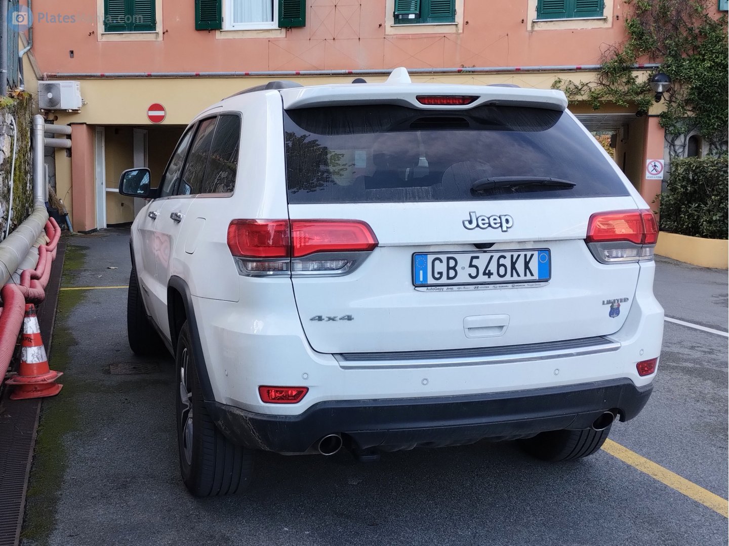 GB 546 KK, Jeep Grand Cherokee 4th gen (WK2), facelift, 2013–2022