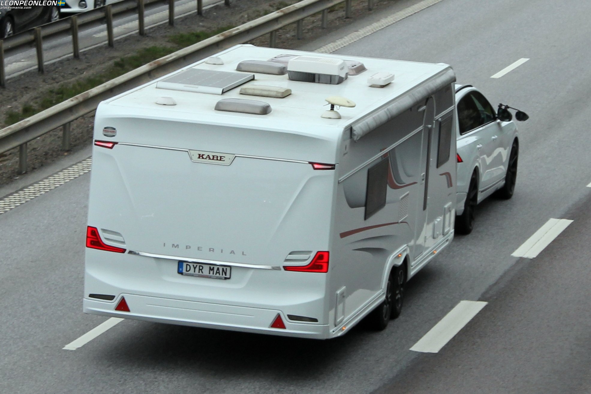 DYR MAN, KABE Imperial 