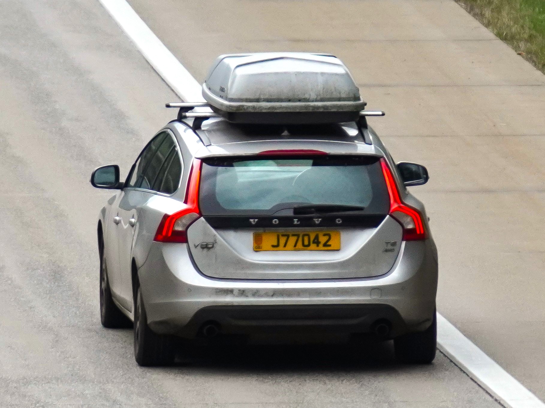 J77042, Volvo V60 1st gen (155/157), 2010–2018