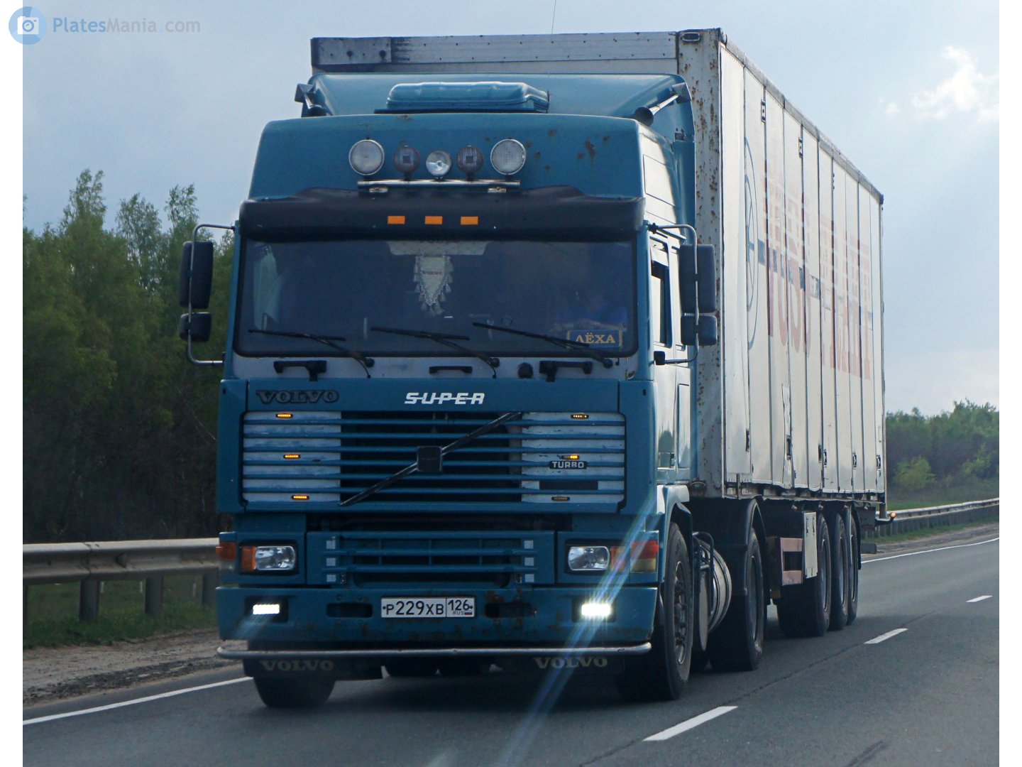 р 229 хв 126, Volvo F12 