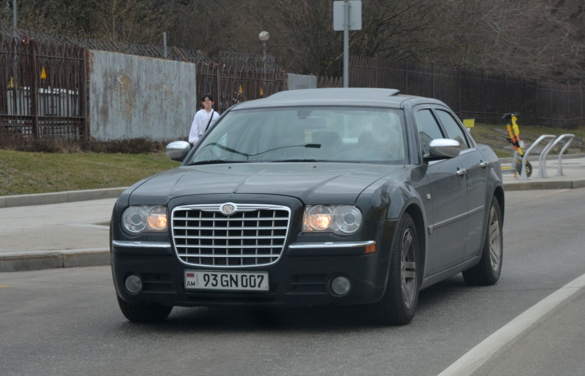 93 GN 007, Chrysler 300/300C 1st gen Sedan (LX), 2004–2010