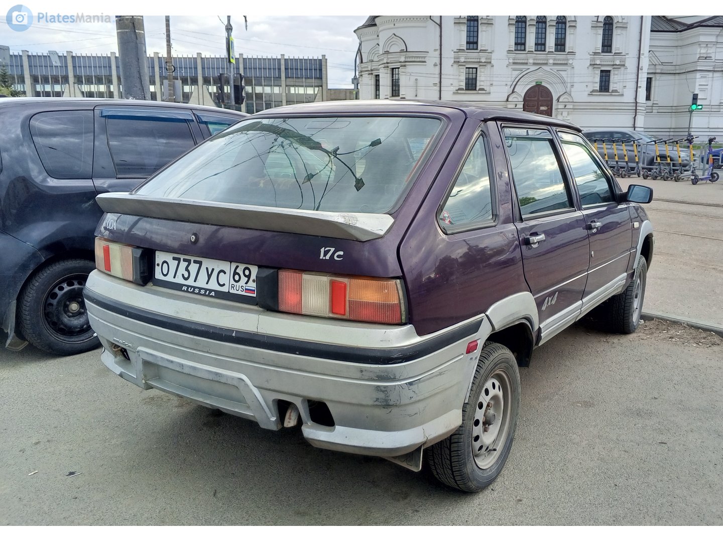 о 737 ус 69, Izh 2126 2126 Ода (Oda) 4×4, 2000–2005