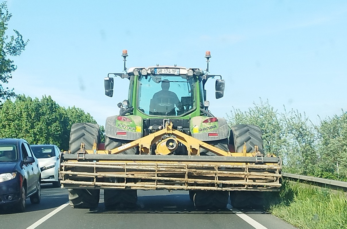 GR-174-YF, Fendt 500-Series 