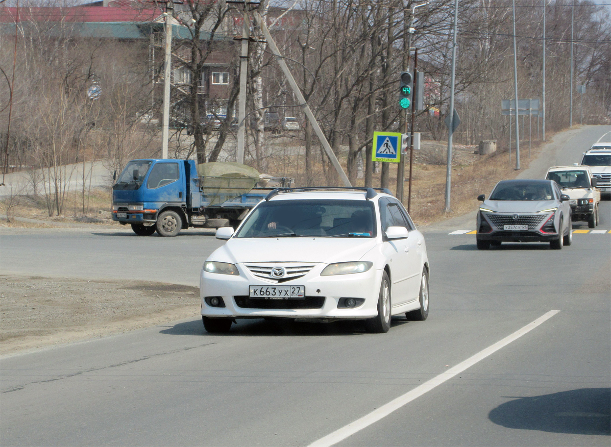 к 663 ух 27, Mazda Atenza 1st gen Tourer Wagon (GY), 2002–2007