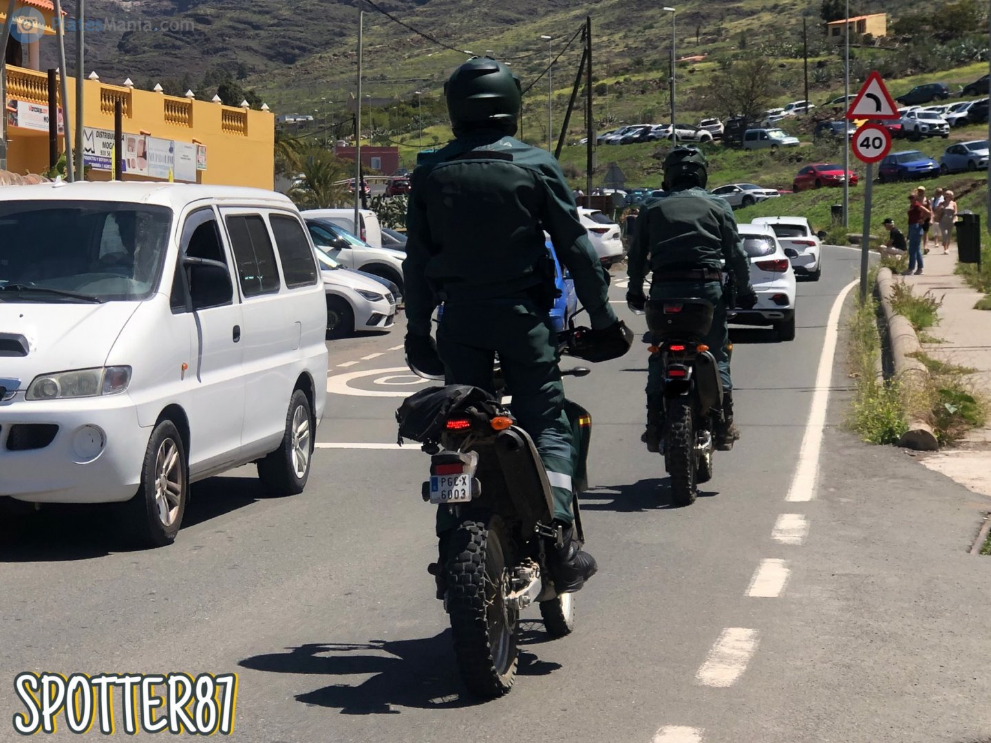 PGC 6003 X, Yamaha WR 