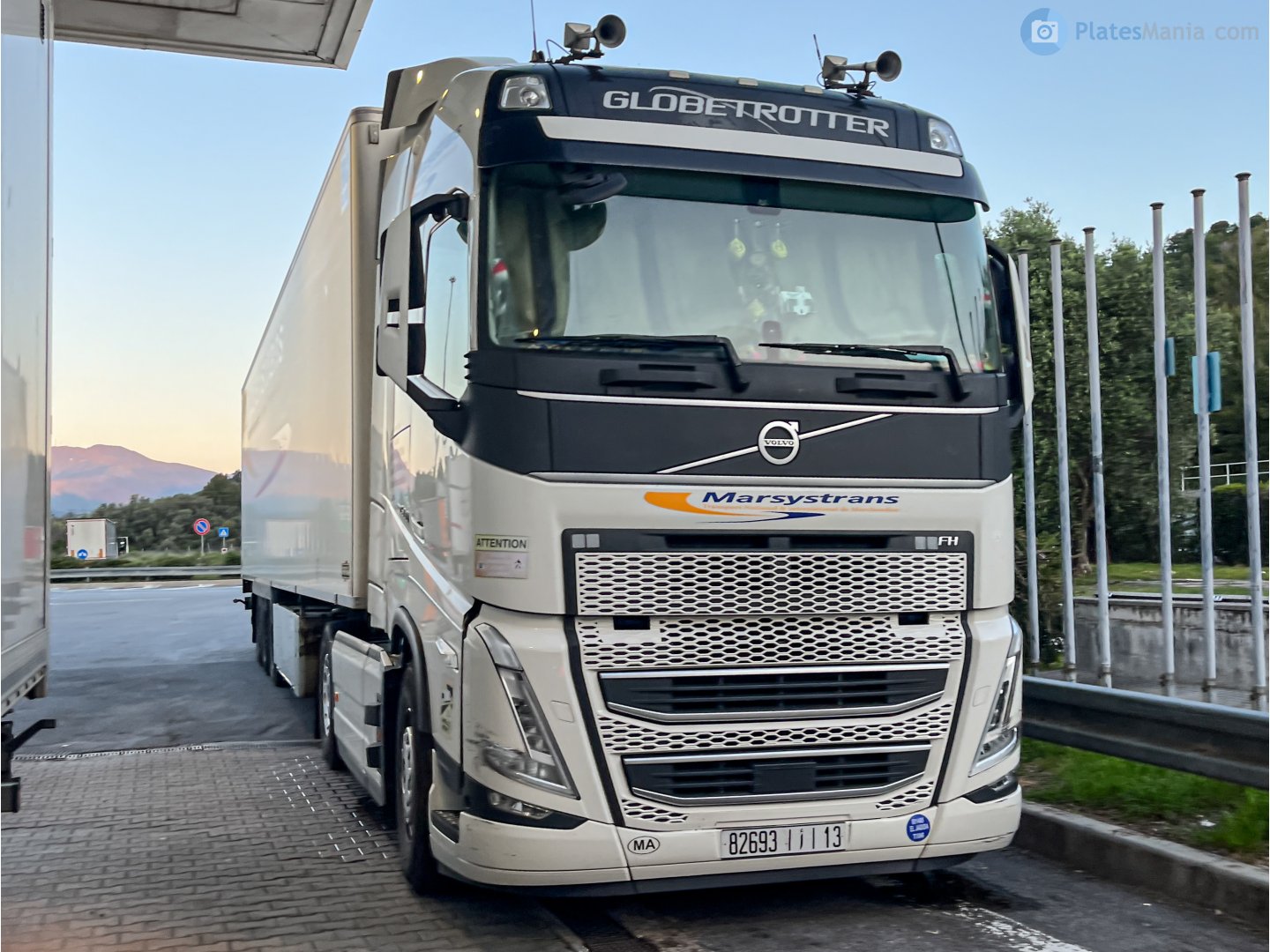 82693|أ|13, Volvo FH 3rd gen, facelift, 2020–