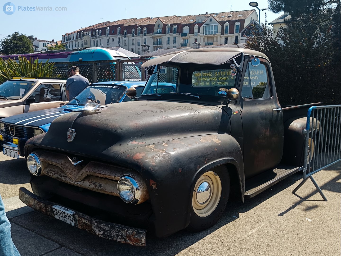 DH-008-MQ, Ford F-100 2nd gen (Triple Economy) Pickup, 1952–1956