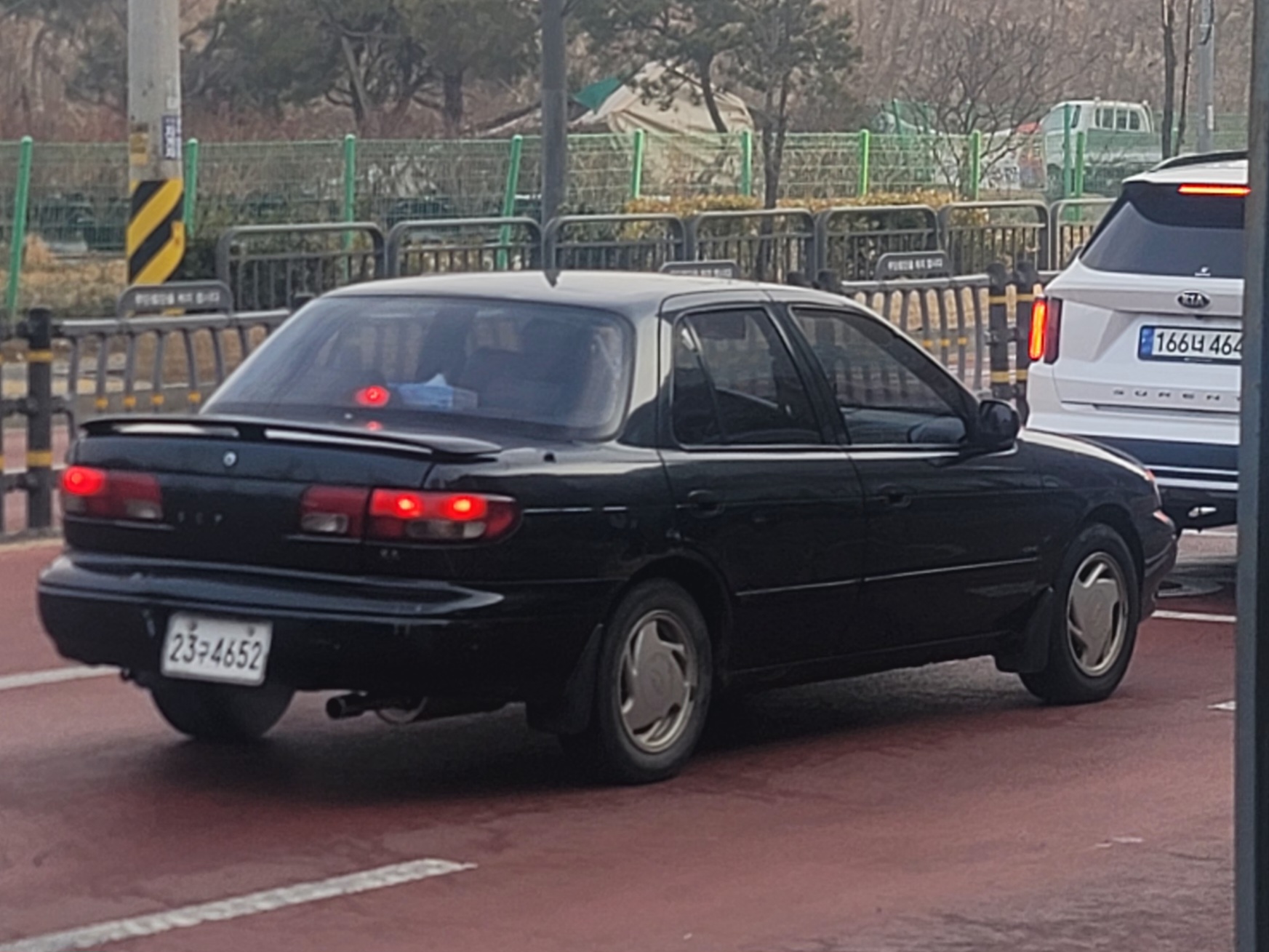 23구 4652, Kia Sephia 1st gen Sedan (S), 1992–1997