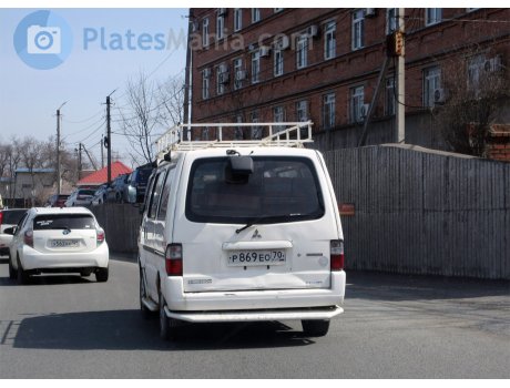 р869ео70, Mitsubishi Delica