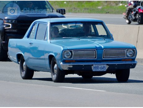 HBR-645, Plymouth Valiant