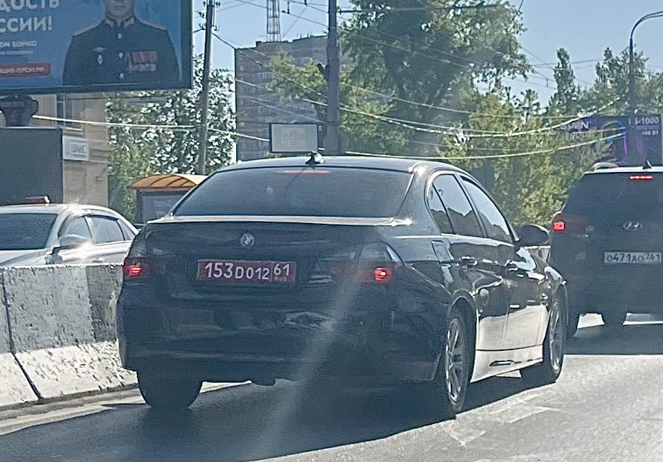 153 D 012 61, BMW 3 Series 5th gen Sedan (E90), 2005–2011