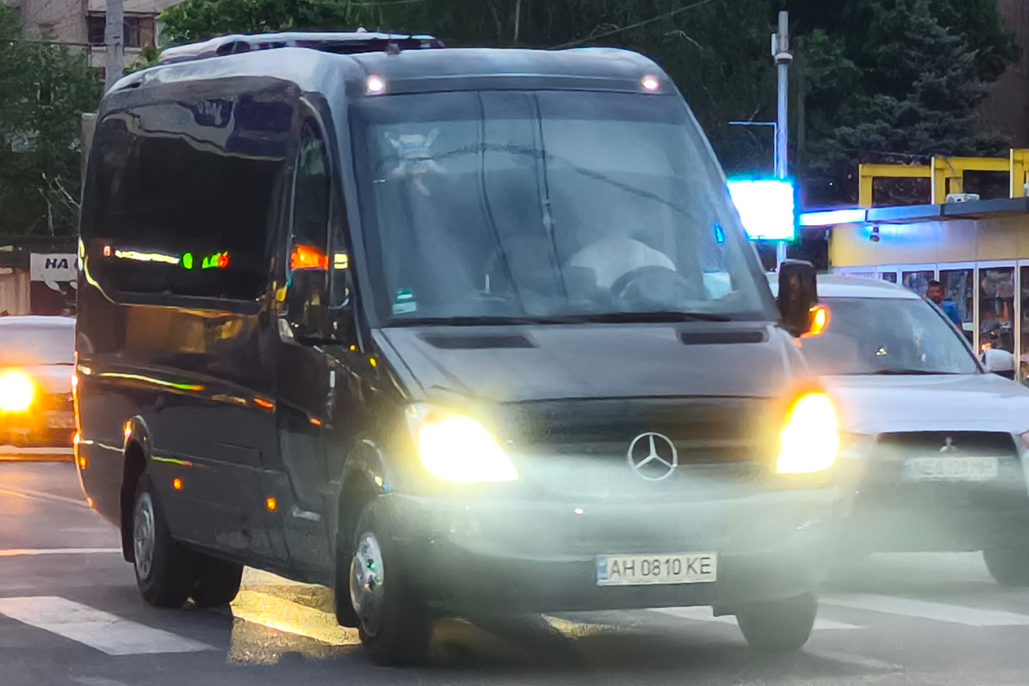 AH 0810 KE, Omnibus Trading Sunset 