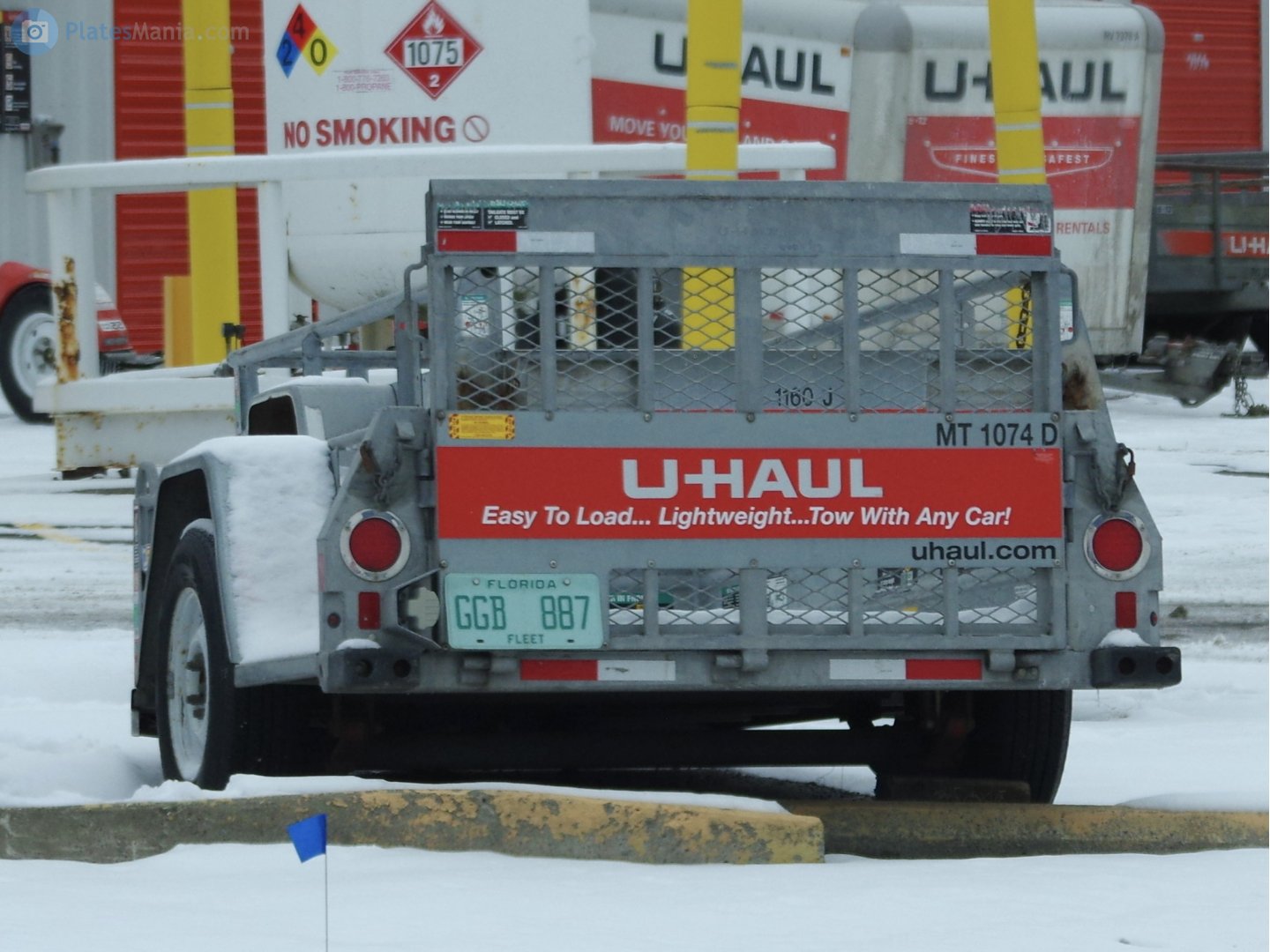 GGB 887, U-Haul Motorcycle Trailer (MT) 