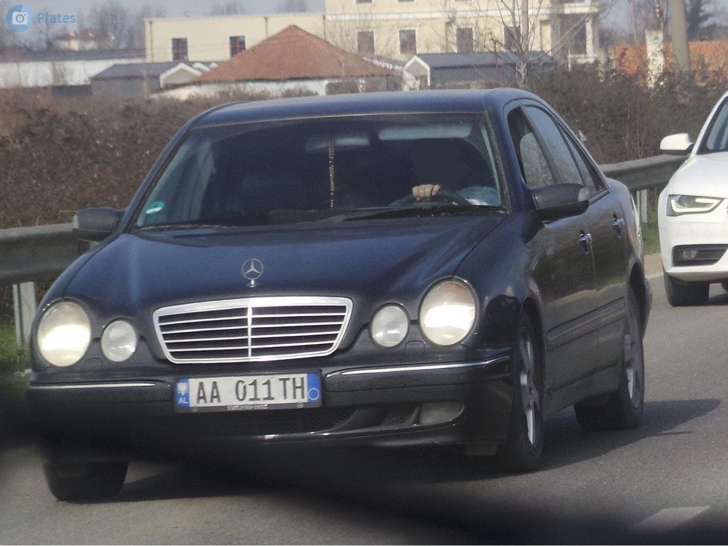 AA 011 TH, Mercedes-Benz E-Klasse 2nd gen Sedan (W210), 1995­–2002