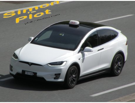 B748, Tesla Model X