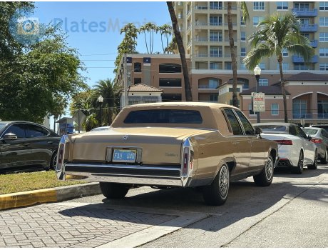 FAU Q40, Cadillac Fleetwood