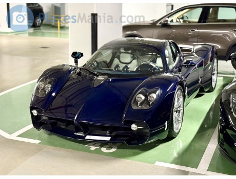 ‎٩‎ ‎ھ ى ل‎ / 9 LVH, Pagani Utopia