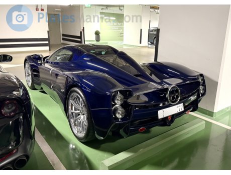 ‎٩‎ ‎ھ ى ل‎ / 9 LVH, Pagani Utopia