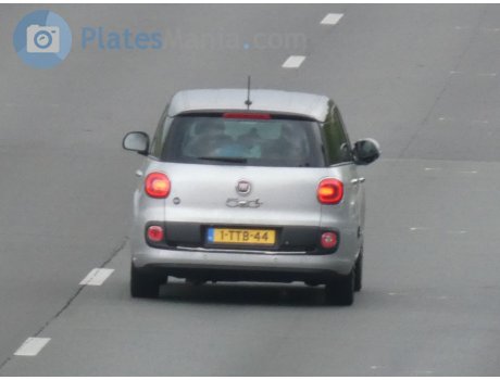 1-TTB-44, FIAT 500L