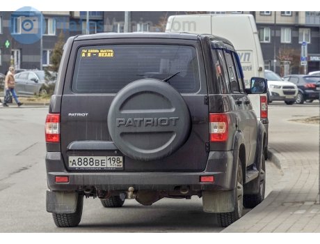 а888ве198, UAZ 3163 Patriot