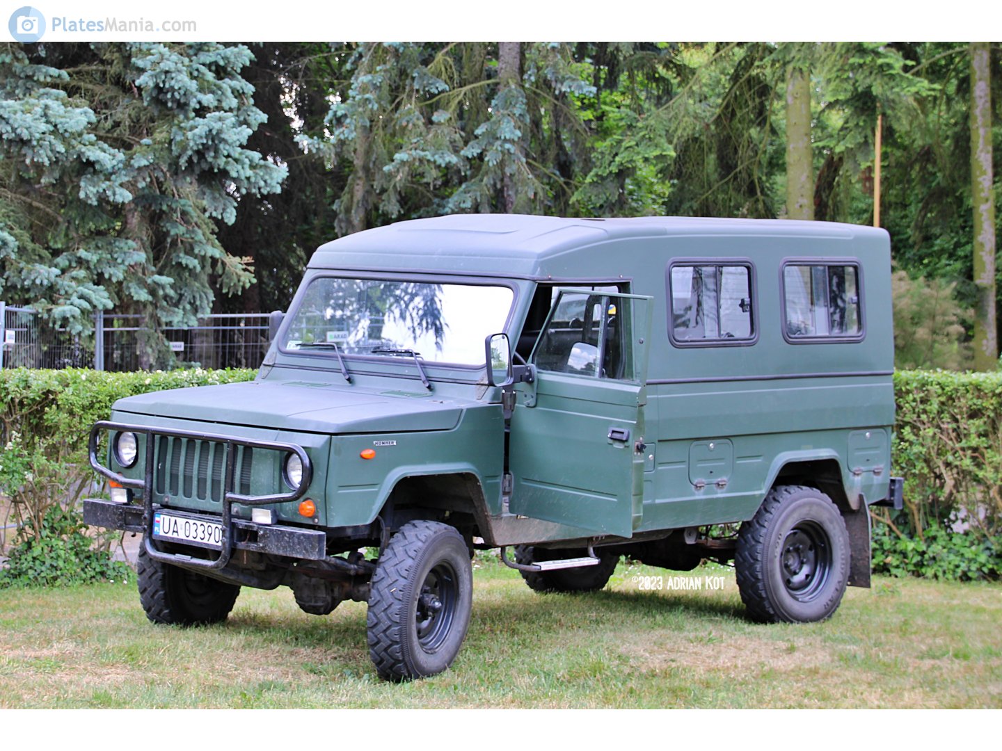 UA 03390, Honker 2000/4x4 