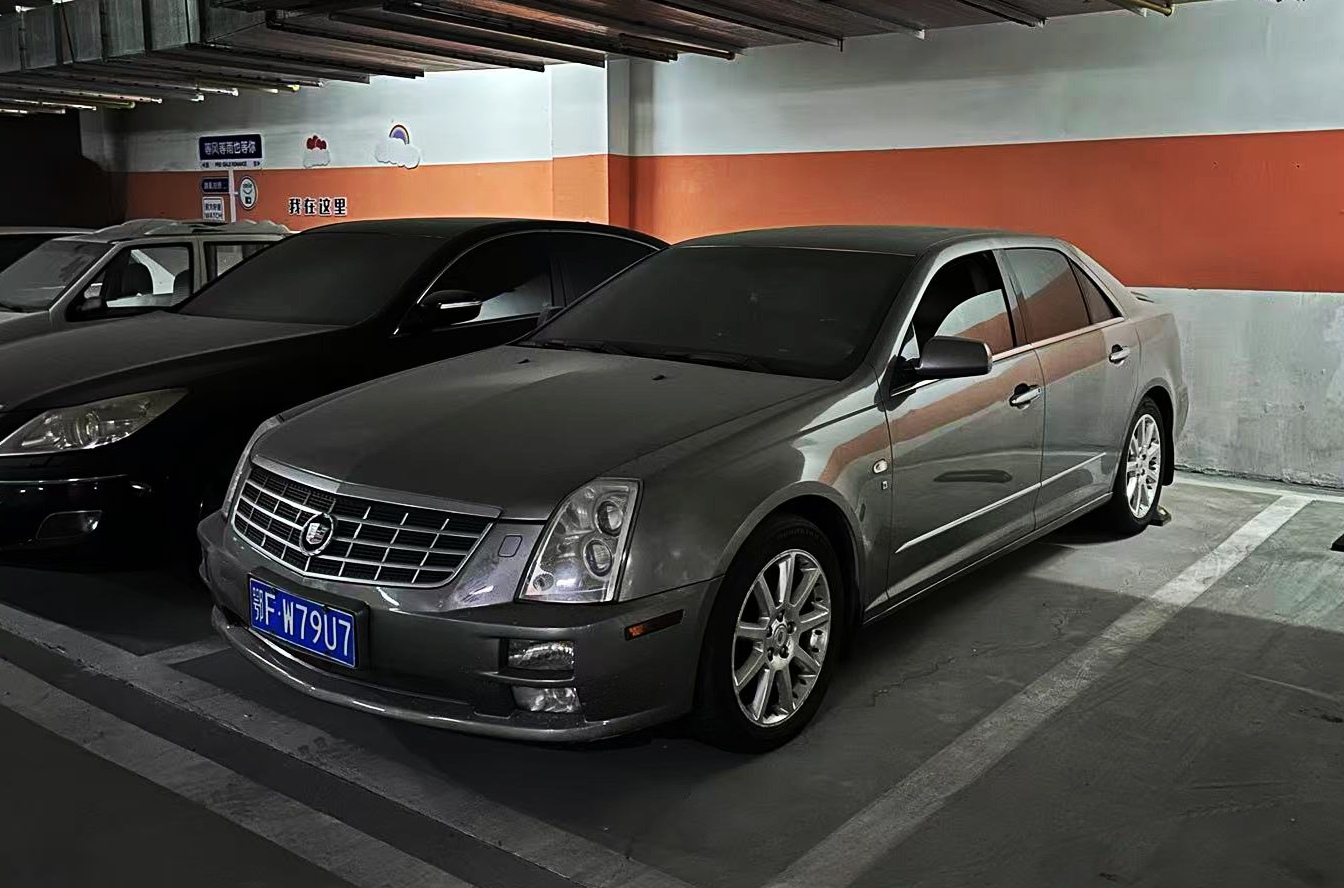 鄂F·W79U7, Cadillac STS 1st gen (Sigma/GMX295), 2004–2011