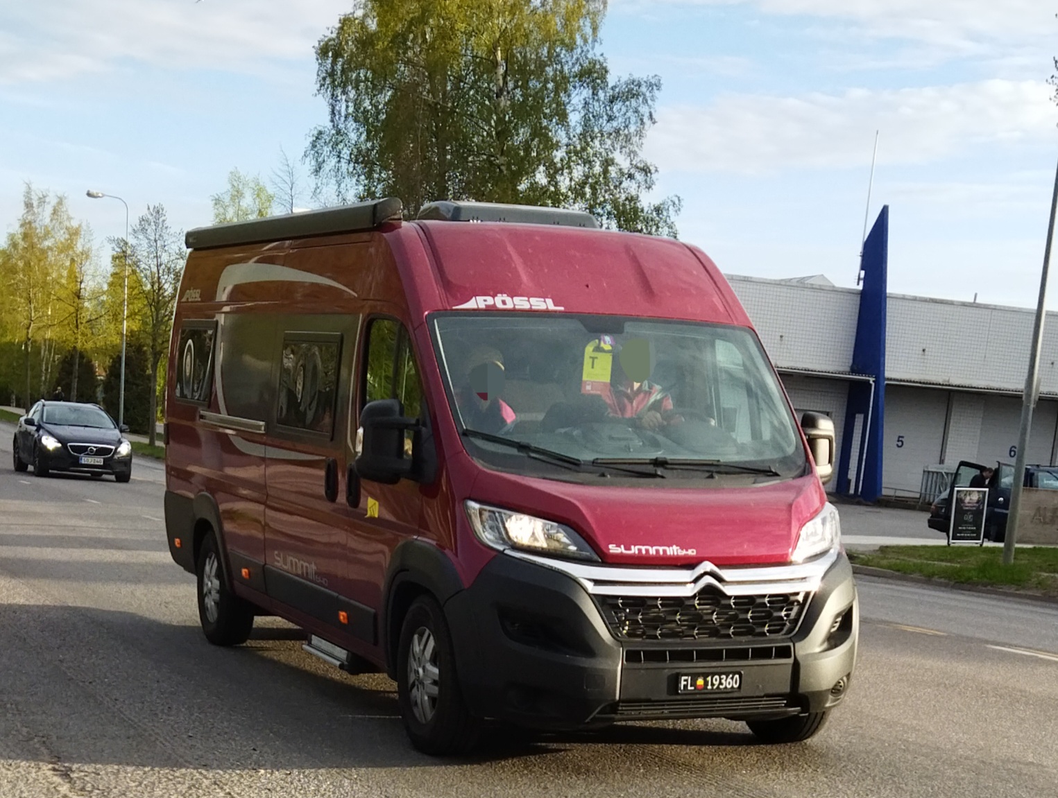 FL 19360, Pössl Summit 