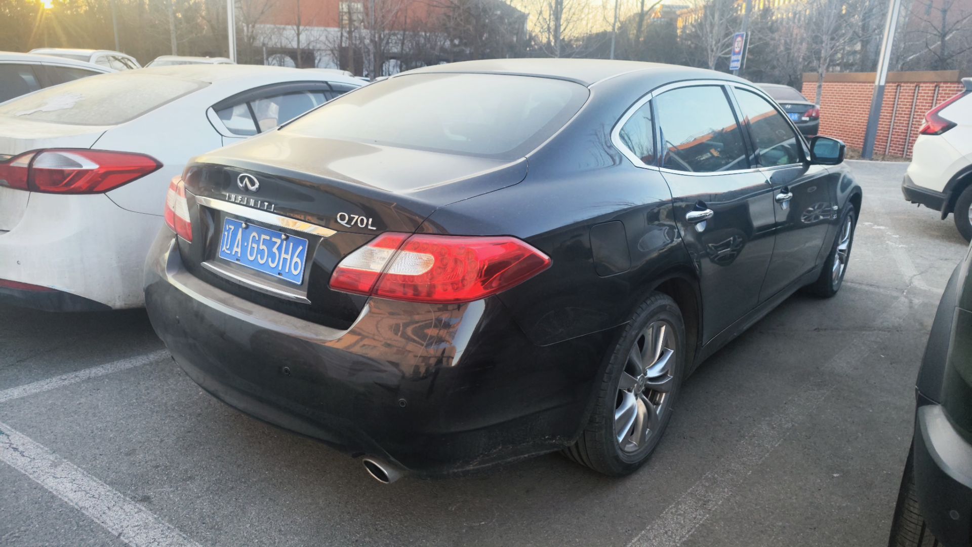 辽A·G53H6, Infiniti Q70/M-Series 4th gen M-series/Q70, 2010–2014